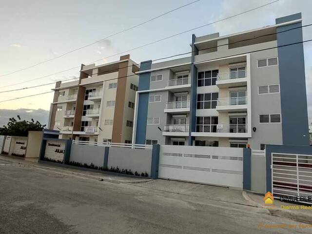 #217 - Apartamento para Venta en La Romana - La Romana