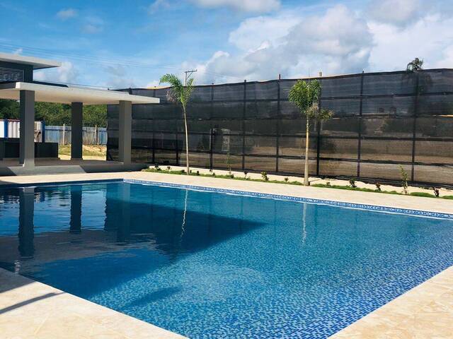 #231 - Apartamento para Venta en La Romana - La Romana - 1