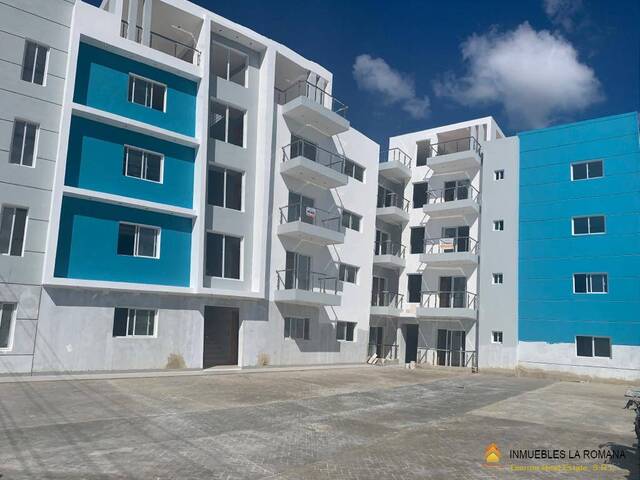 #239 - Apartamento para Venta en La Romana - La Romana - 1