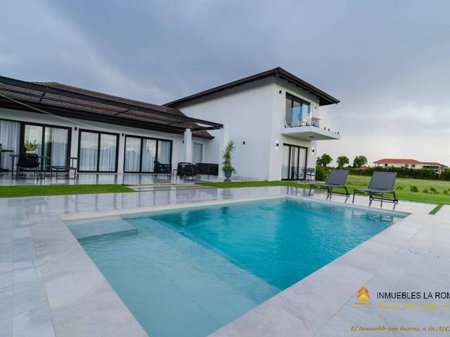 #288 - Casa para Venta en Higüey - La Altagracia