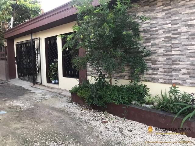 #299 - Casa para Venta en La Romana - La Romana