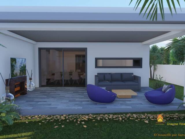 #306 - Casa para Venta en La Romana - La Romana