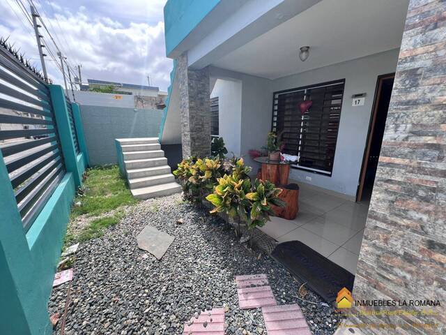 #309 - Casa para Venta en La Romana - La Romana