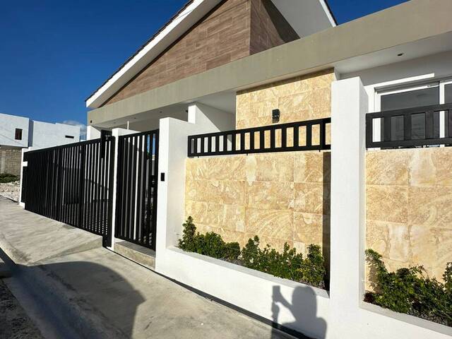 #306 - Casa para Venta en La Romana - La Romana - 1